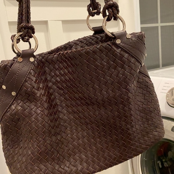 Handmade genuine leather chocolate brown woven tote - Picture 7 of 9
